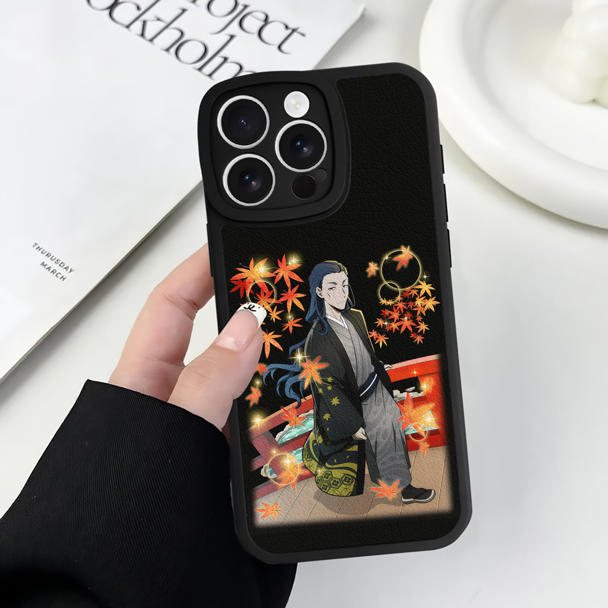 （画像用） 文豪ストレイドッグス Bungo Stray Dogs 【iPhone 16シリーズ対応】シリコンスマホケース（レザー調） 材質：シリコン